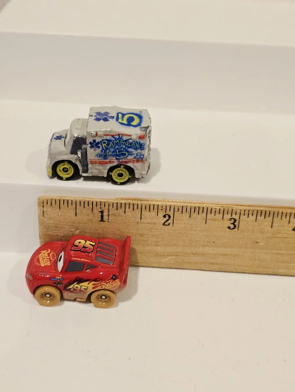 Disney Pixar Cars Mini Racers Thunder Hollow Diecast Mini Car Set